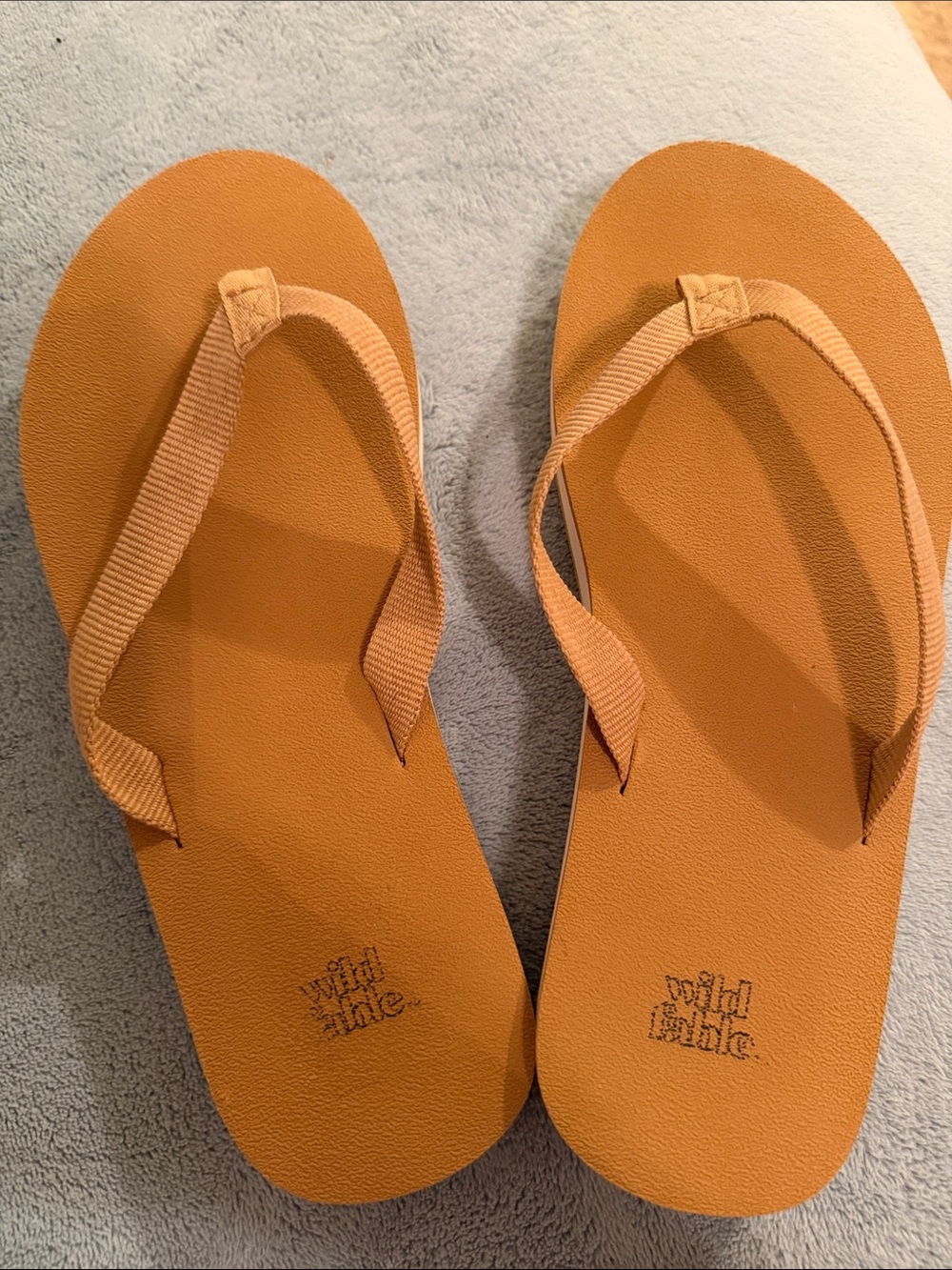 wild fable Tan/ orange  Flop Sandals with Fabric Straps size 6 women